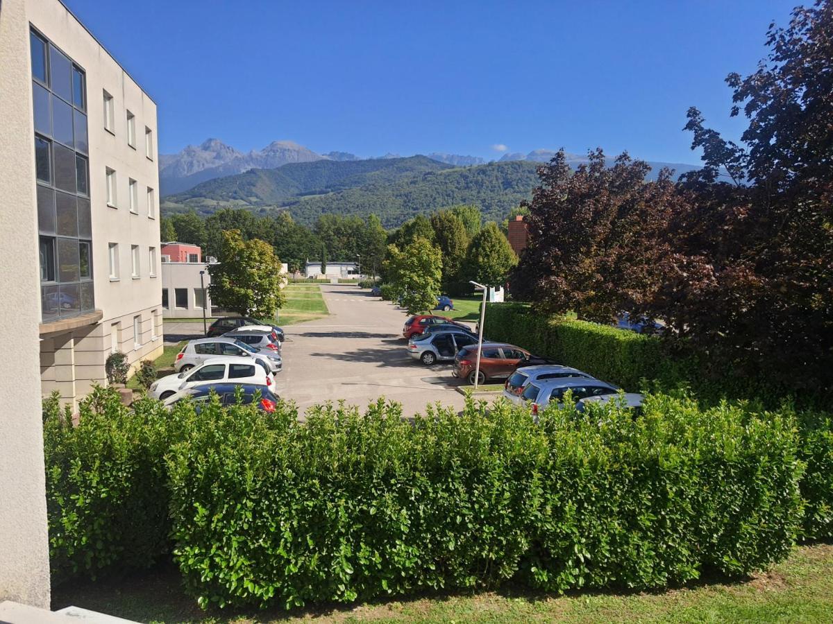 Dans Pour Location Courte Duree Et Etudiants Parking Gratuit